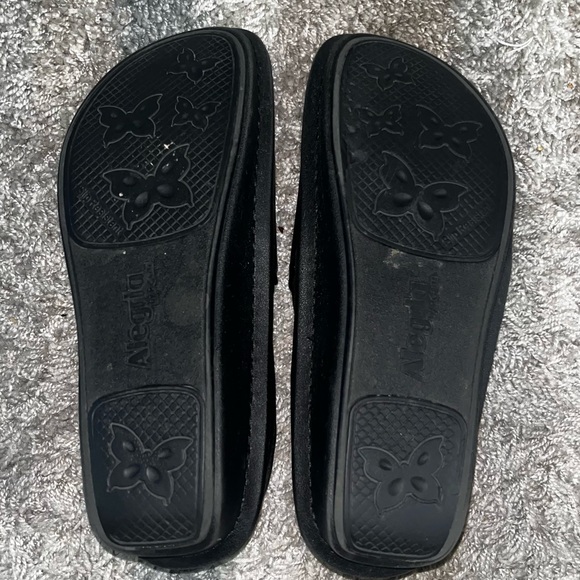 Algeria shoes size 38 in good used condition. - Picture 3 of 3